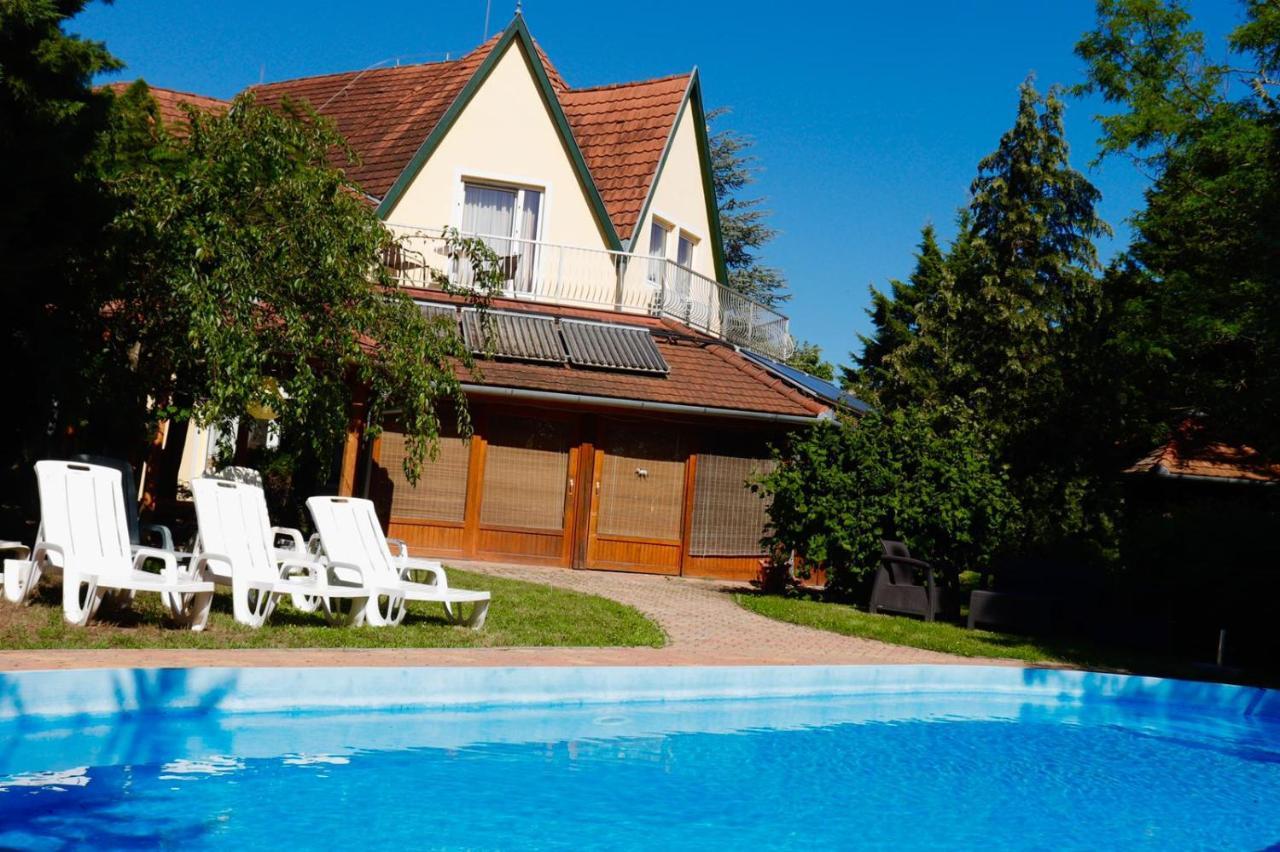 Wagner Panzio Hotell Cserszegtomaj Exteriör bild
