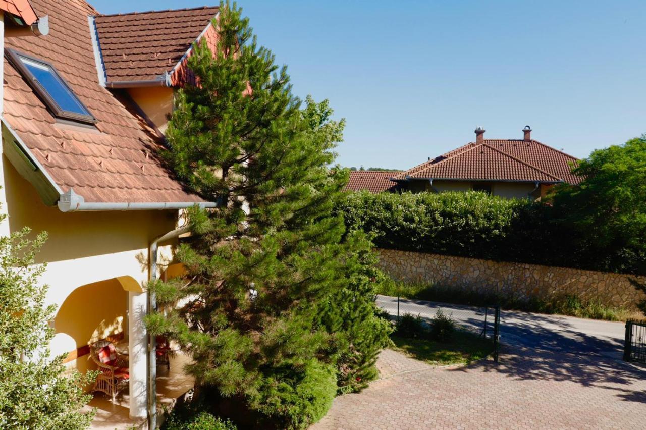 Wagner Panzio Hotell Cserszegtomaj Exteriör bild