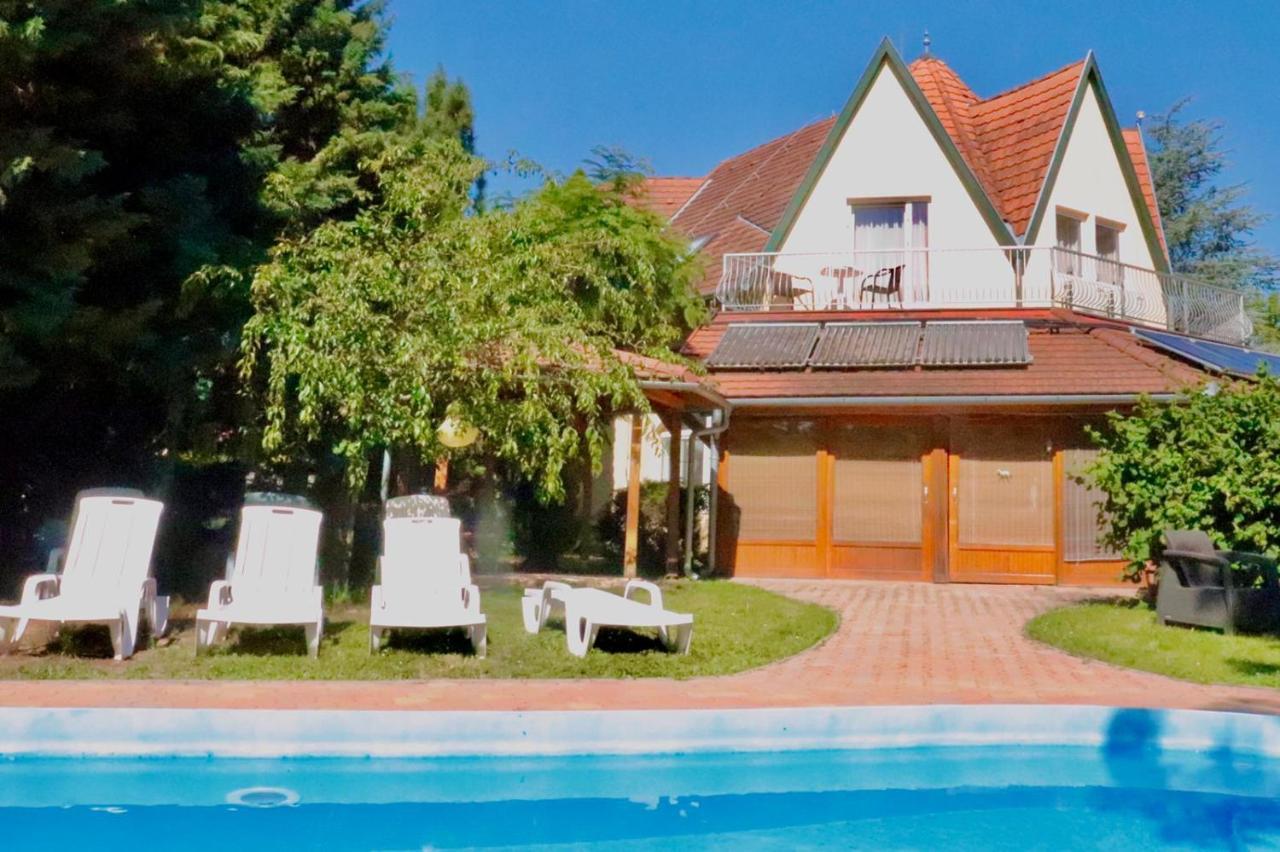 Wagner Panzio Hotell Cserszegtomaj Exteriör bild