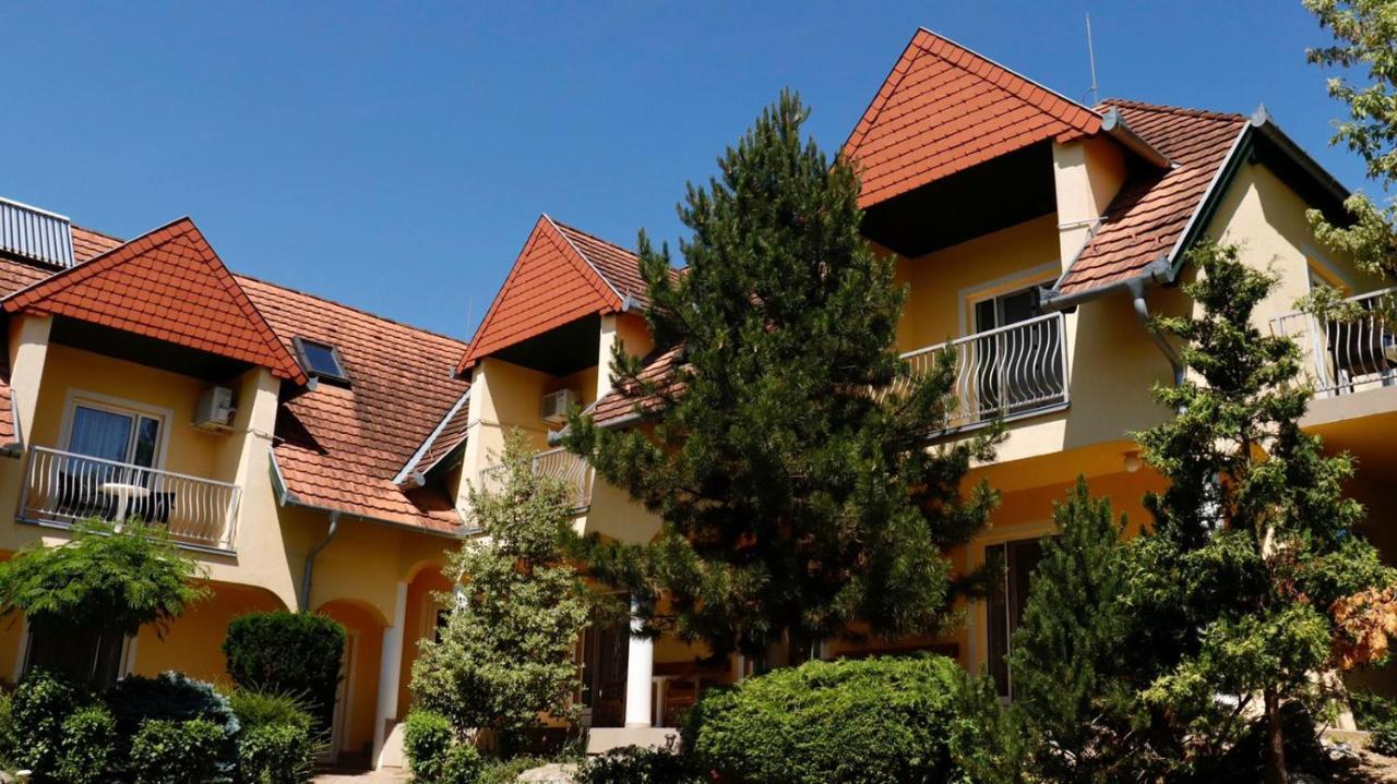 Wagner Panzio Hotell Cserszegtomaj Exteriör bild