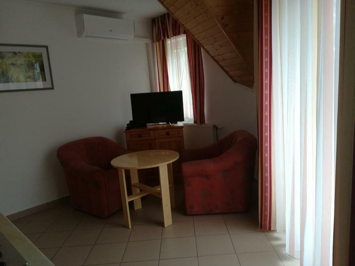 Wagner Panzio Hotell Cserszegtomaj Exteriör bild